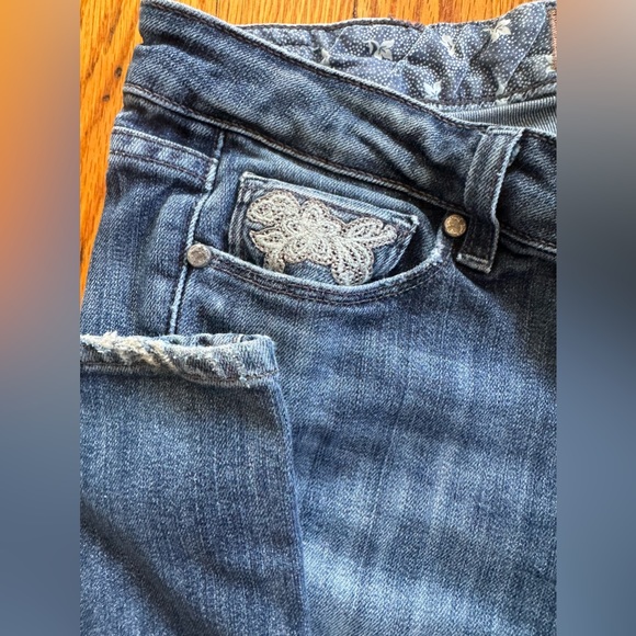 Paige Denim Jeans Medium Wash, bootcut with floral appliqué size 28 - Picture 3 of 6